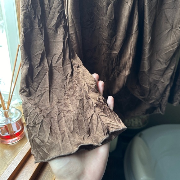 Vintage GUESS Satin Top - Picture 3 of 6